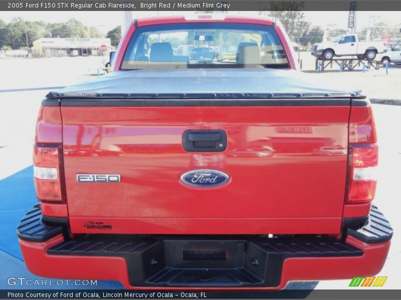 Bright Red / Medium Flint Grey 2005 Ford F150 STX Regular Cab Flareside