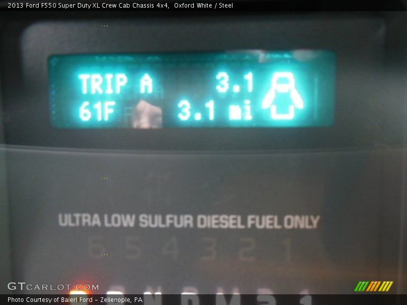 Oxford White / Steel 2013 Ford F550 Super Duty XL Crew Cab Chassis 4x4