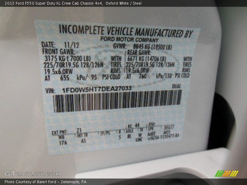 2013 F550 Super Duty XL Crew Cab Chassis 4x4 Oxford White Color Code Z1