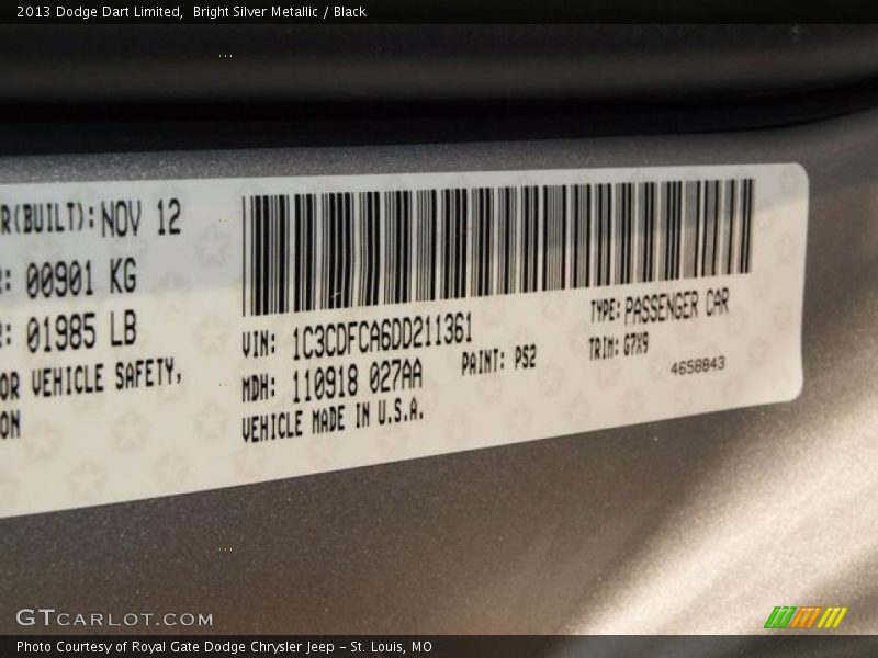 Bright Silver Metallic / Black 2013 Dodge Dart Limited