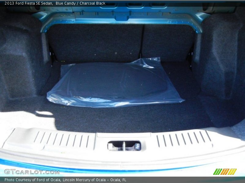 Blue Candy / Charcoal Black 2013 Ford Fiesta SE Sedan