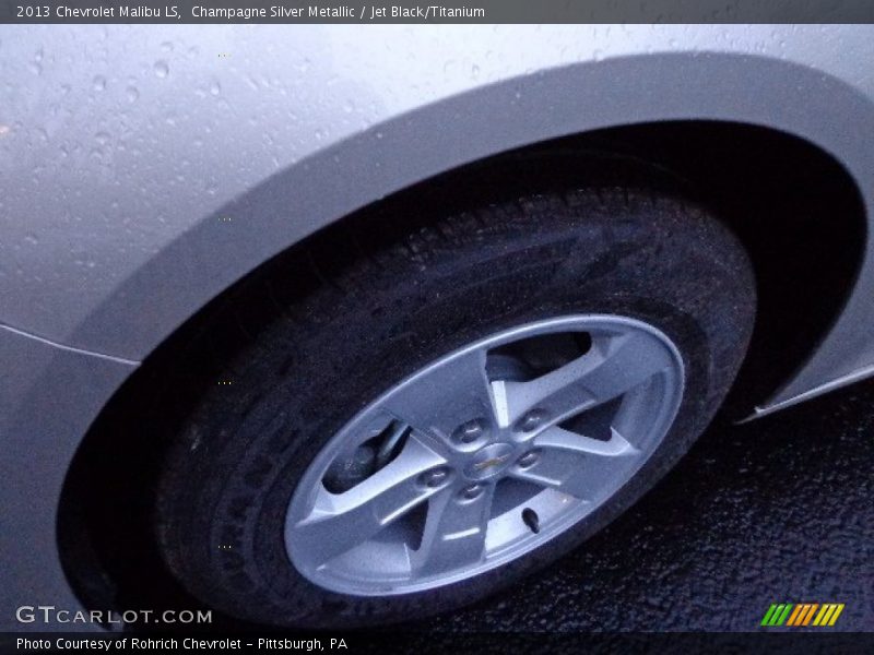 Champagne Silver Metallic / Jet Black/Titanium 2013 Chevrolet Malibu LS