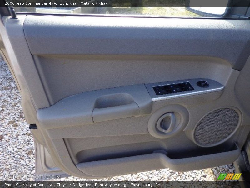 Light Khaki Metallic / Khaki 2006 Jeep Commander 4x4