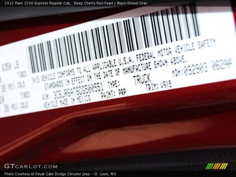 Deep Cherry Red Pearl / Black/Diesel Gray 2013 Ram 1500 Express Regular Cab