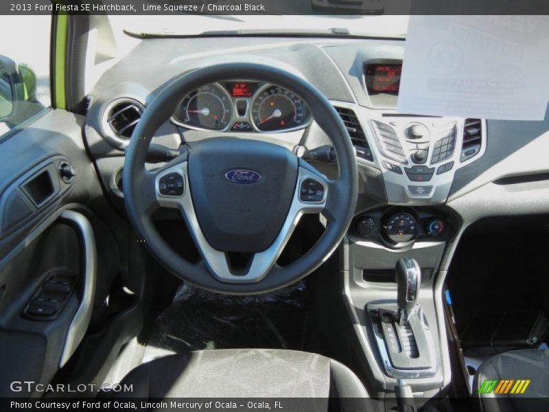 Lime Squeeze / Charcoal Black 2013 Ford Fiesta SE Hatchback
