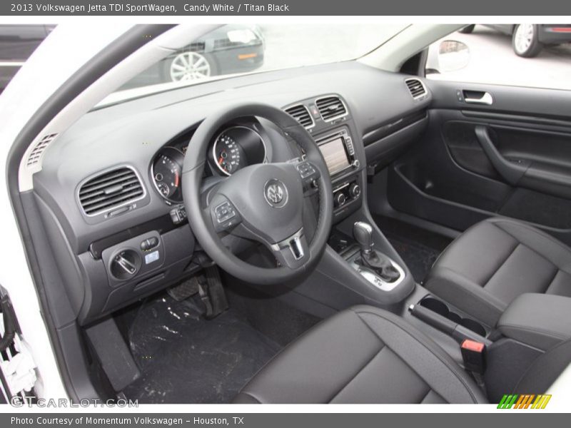 Candy White / Titan Black 2013 Volkswagen Jetta TDI SportWagen