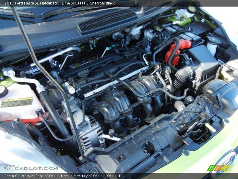 Lime Squeeze / Charcoal Black 2013 Ford Fiesta SE Hatchback