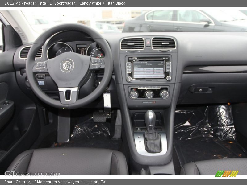 Candy White / Titan Black 2013 Volkswagen Jetta TDI SportWagen