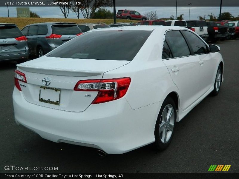 Super White / Black 2012 Toyota Camry SE