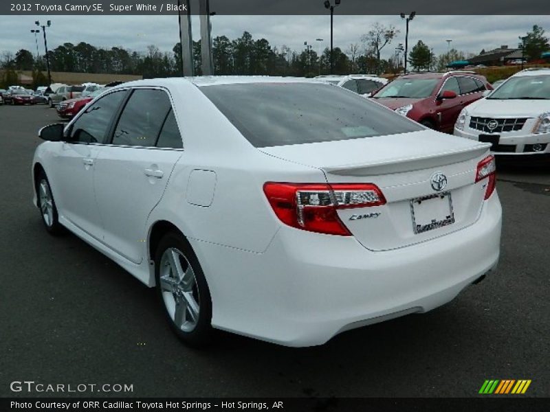 Super White / Black 2012 Toyota Camry SE