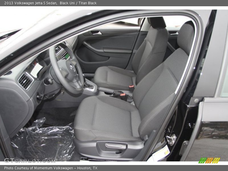 Black Uni / Titan Black 2013 Volkswagen Jetta S Sedan