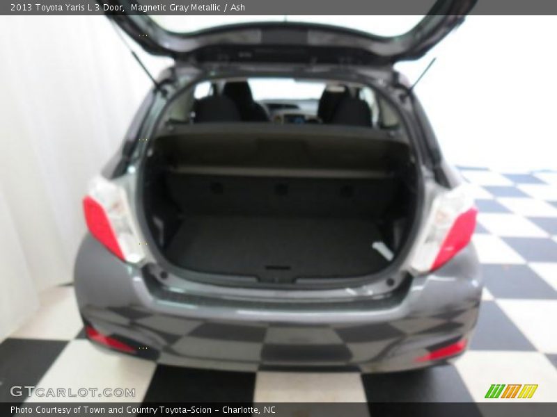 Magnetic Gray Metallic / Ash 2013 Toyota Yaris L 3 Door