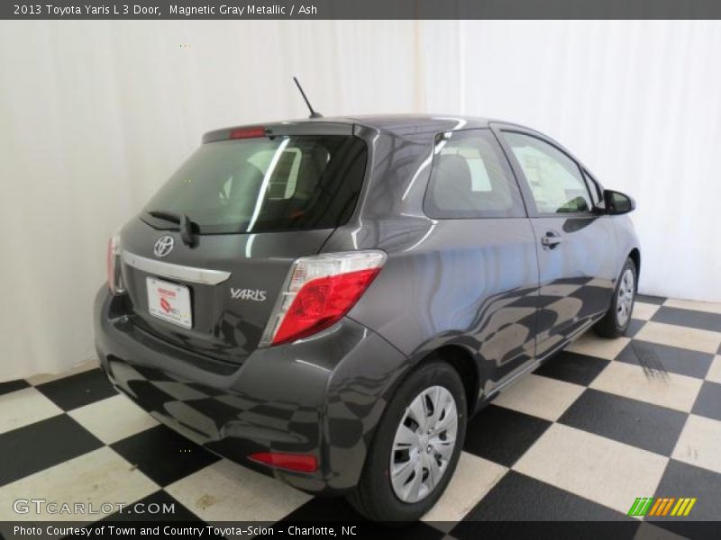 Magnetic Gray Metallic / Ash 2013 Toyota Yaris L 3 Door