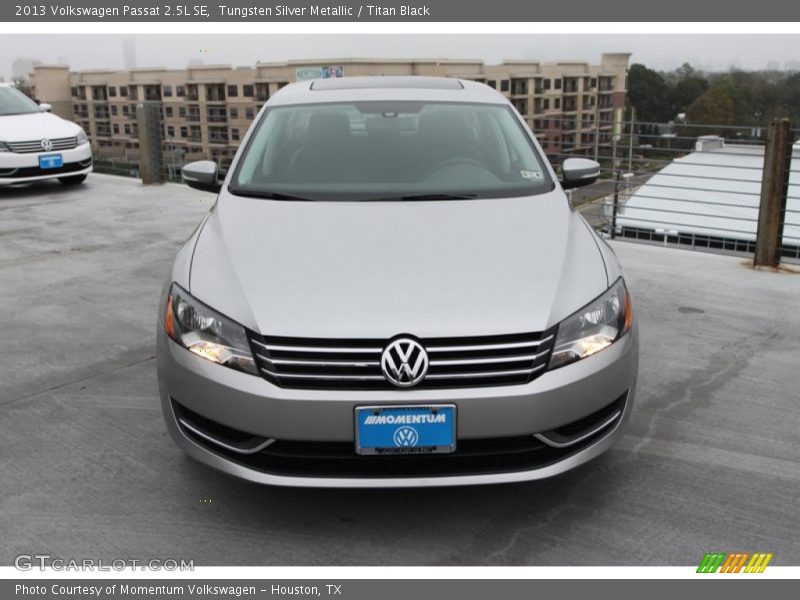 Tungsten Silver Metallic / Titan Black 2013 Volkswagen Passat 2.5L SE