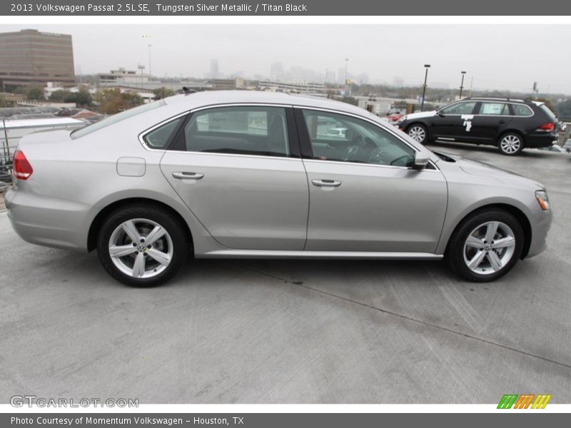 Tungsten Silver Metallic / Titan Black 2013 Volkswagen Passat 2.5L SE