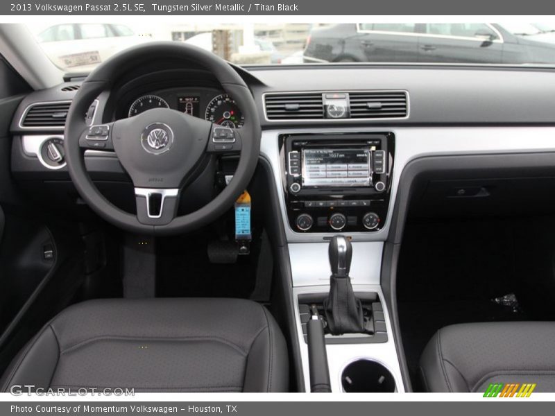 Tungsten Silver Metallic / Titan Black 2013 Volkswagen Passat 2.5L SE