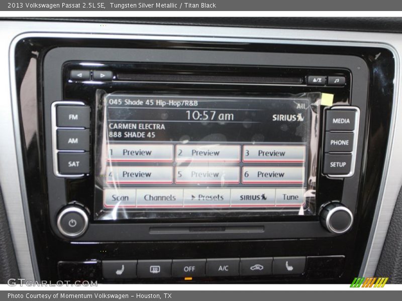 Tungsten Silver Metallic / Titan Black 2013 Volkswagen Passat 2.5L SE