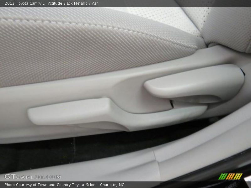 Attitude Black Metallic / Ash 2012 Toyota Camry L