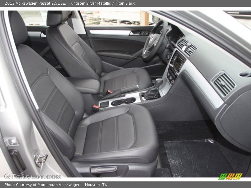 Tungsten Silver Metallic / Titan Black 2013 Volkswagen Passat 2.5L SE