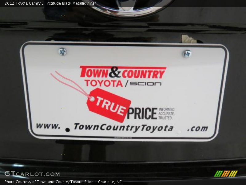 Attitude Black Metallic / Ash 2012 Toyota Camry L