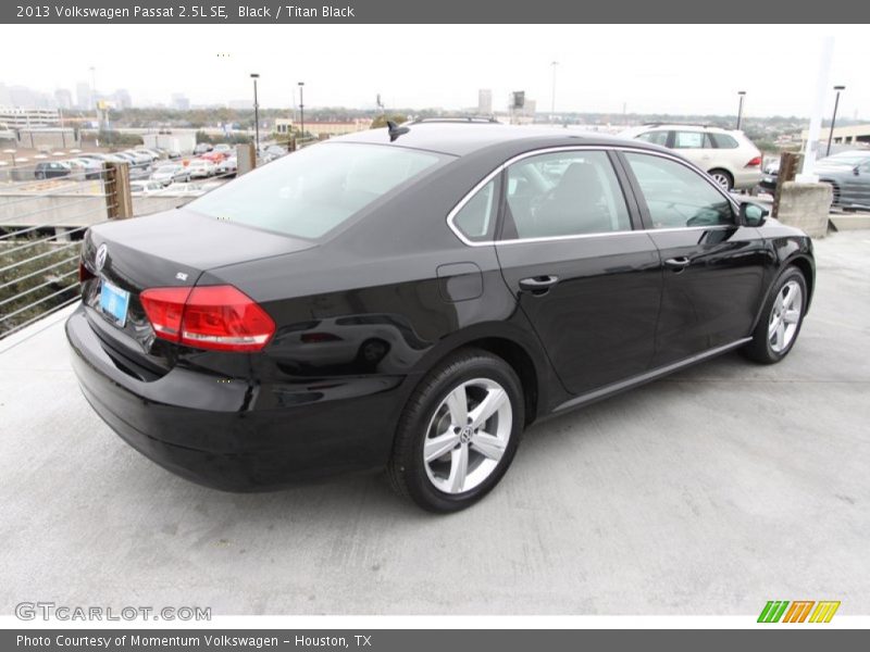 Black / Titan Black 2013 Volkswagen Passat 2.5L SE