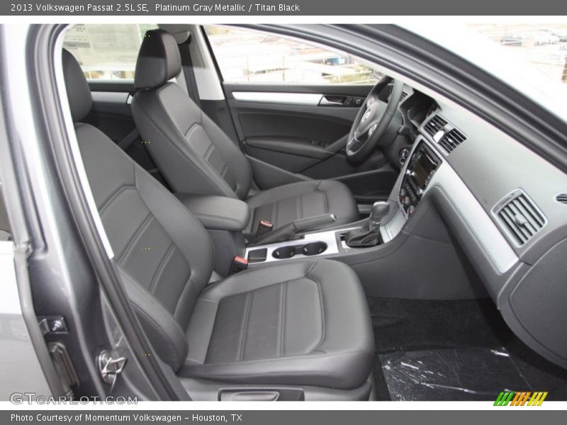 Platinum Gray Metallic / Titan Black 2013 Volkswagen Passat 2.5L SE