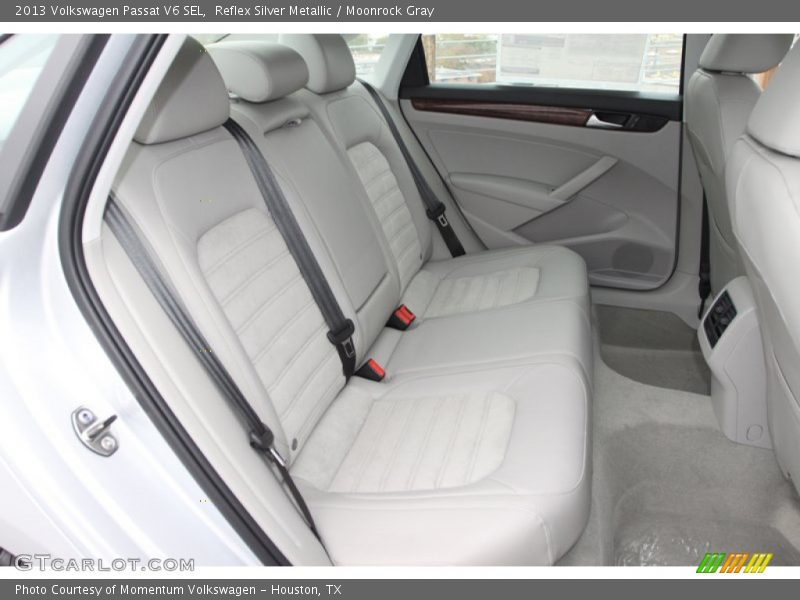 Reflex Silver Metallic / Moonrock Gray 2013 Volkswagen Passat V6 SEL