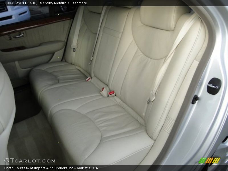 Rear Seat of 2004 LS 430