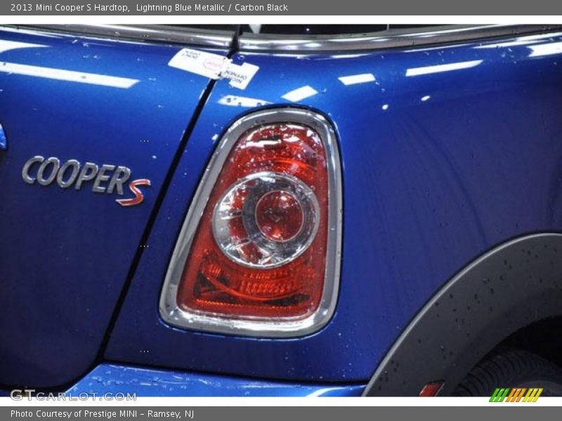 Lightning Blue Metallic / Carbon Black 2013 Mini Cooper S Hardtop