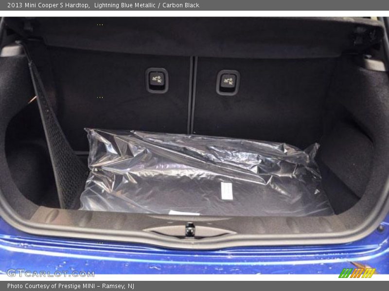 Lightning Blue Metallic / Carbon Black 2013 Mini Cooper S Hardtop