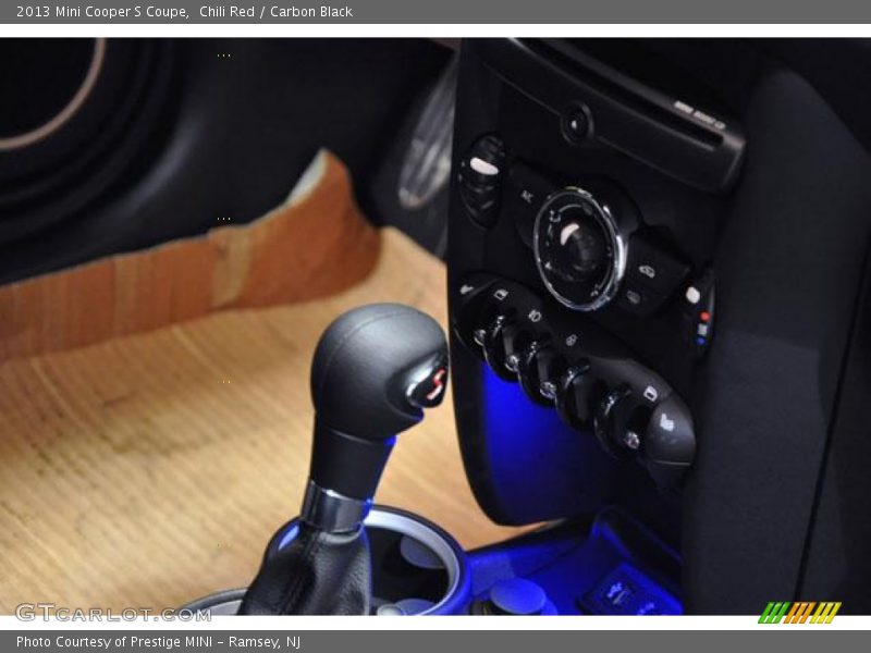 Chili Red / Carbon Black 2013 Mini Cooper S Coupe
