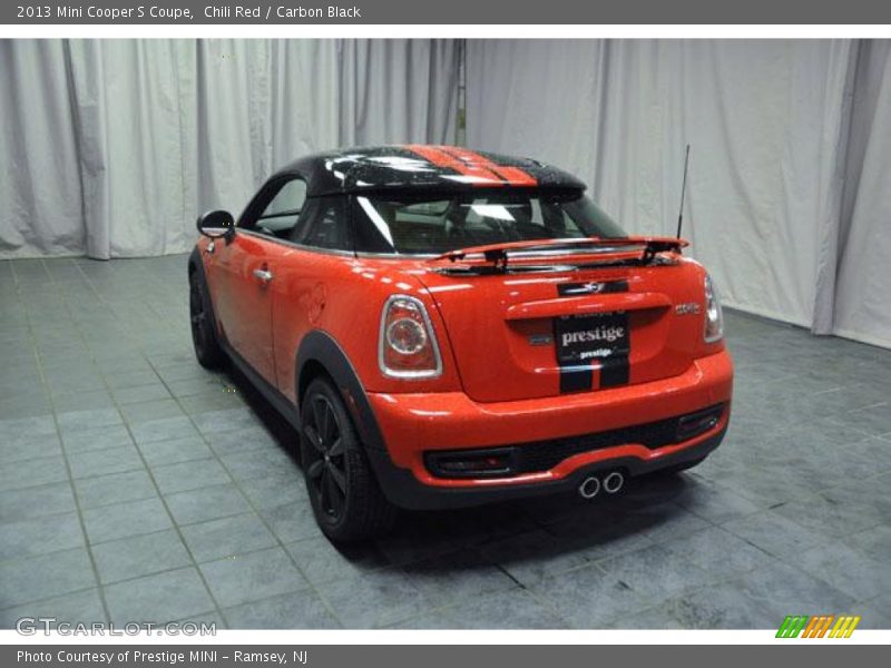 Chili Red / Carbon Black 2013 Mini Cooper S Coupe