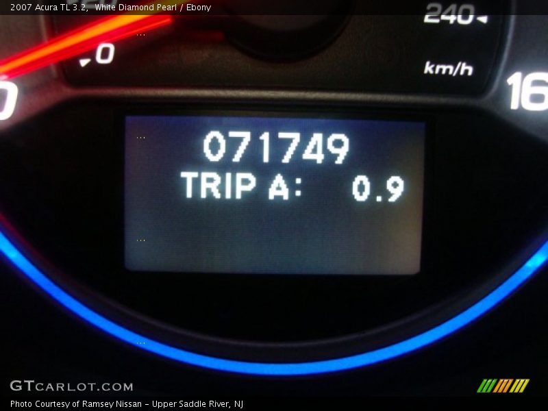 White Diamond Pearl / Ebony 2007 Acura TL 3.2