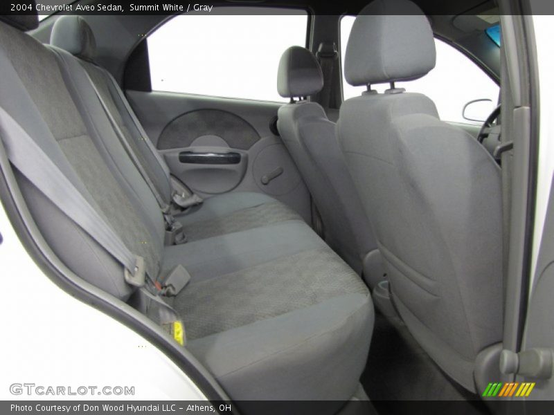 Summit White / Gray 2004 Chevrolet Aveo Sedan