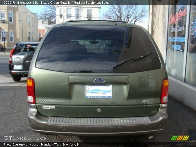 Estate Green Metallic / Medium Parchment Beige 2002 Ford Windstar SEL