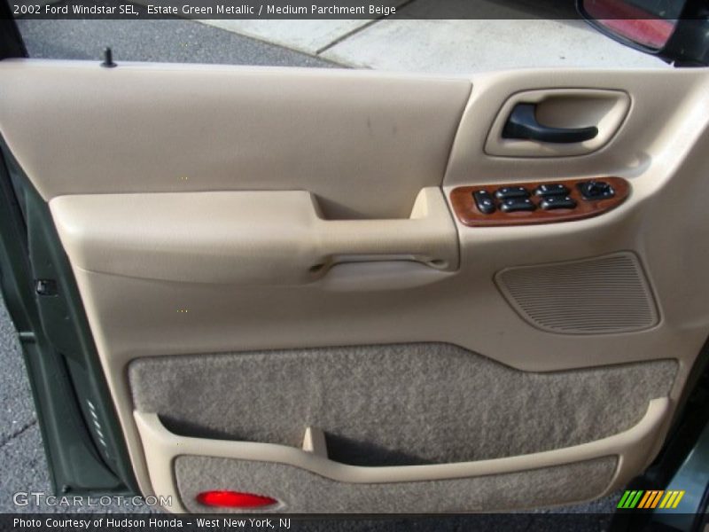 Estate Green Metallic / Medium Parchment Beige 2002 Ford Windstar SEL