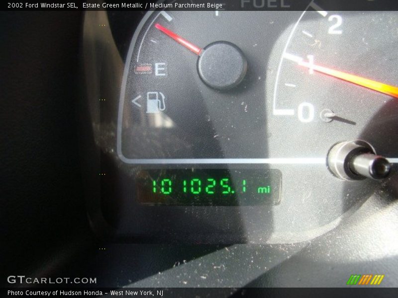 Estate Green Metallic / Medium Parchment Beige 2002 Ford Windstar SEL