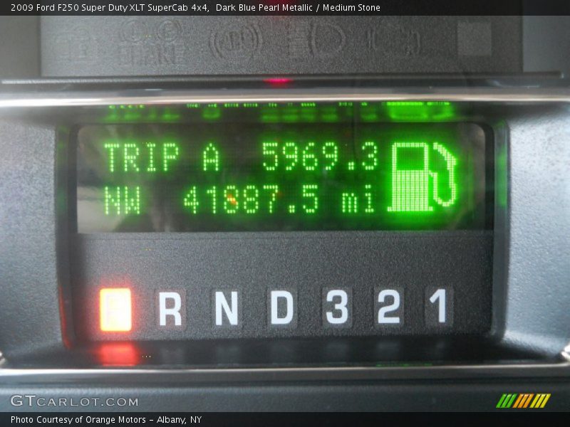 Dark Blue Pearl Metallic / Medium Stone 2009 Ford F250 Super Duty XLT SuperCab 4x4