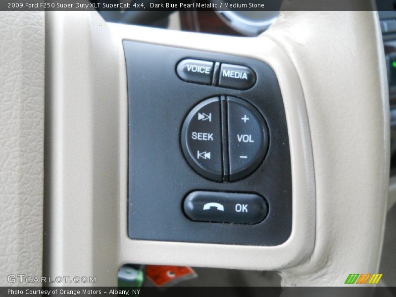 Dark Blue Pearl Metallic / Medium Stone 2009 Ford F250 Super Duty XLT SuperCab 4x4