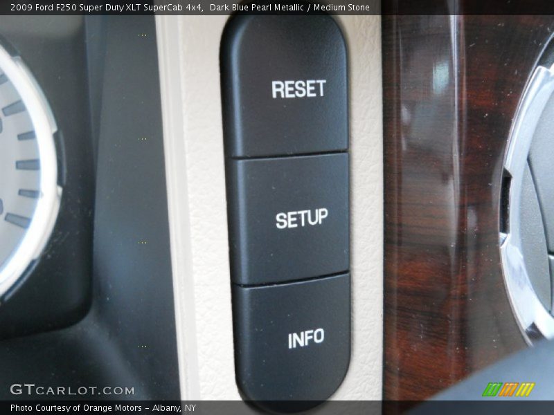 Dark Blue Pearl Metallic / Medium Stone 2009 Ford F250 Super Duty XLT SuperCab 4x4
