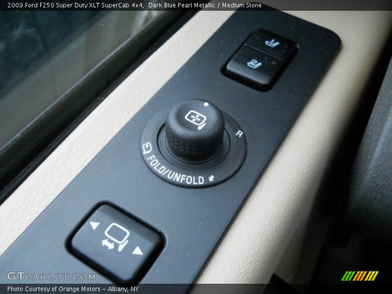 Dark Blue Pearl Metallic / Medium Stone 2009 Ford F250 Super Duty XLT SuperCab 4x4