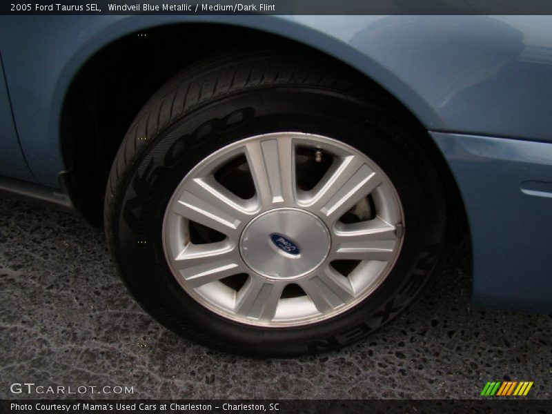  2005 Taurus SEL Wheel