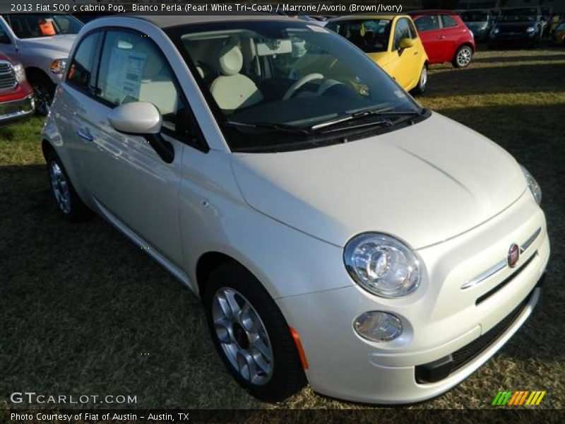 Bianco Perla (Pearl White Tri-Coat) / Marrone/Avorio (Brown/Ivory) 2013 Fiat 500 c cabrio Pop