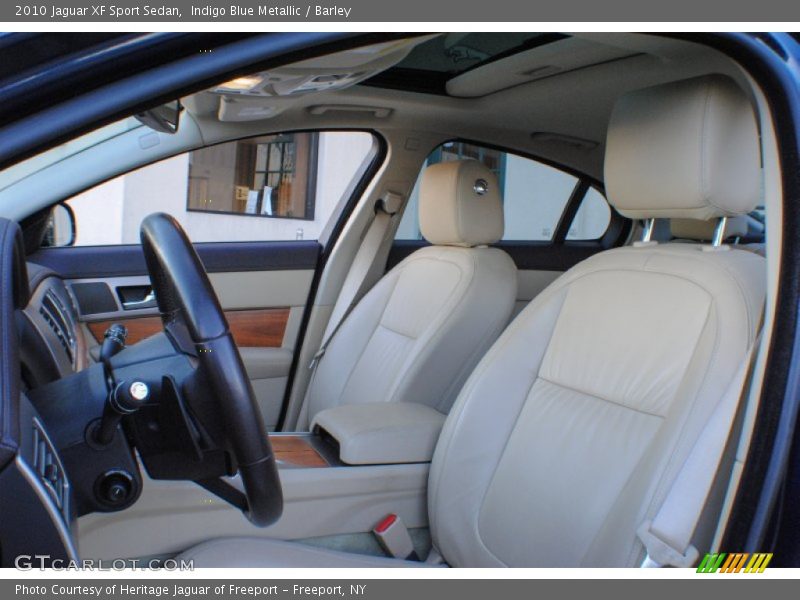 Indigo Blue Metallic / Barley 2010 Jaguar XF Sport Sedan