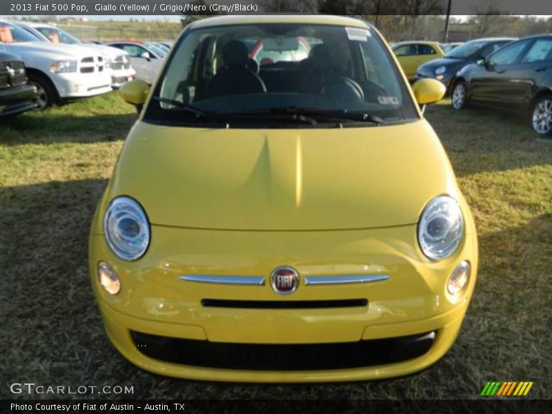 Giallo (Yellow) / Grigio/Nero (Gray/Black) 2013 Fiat 500 Pop