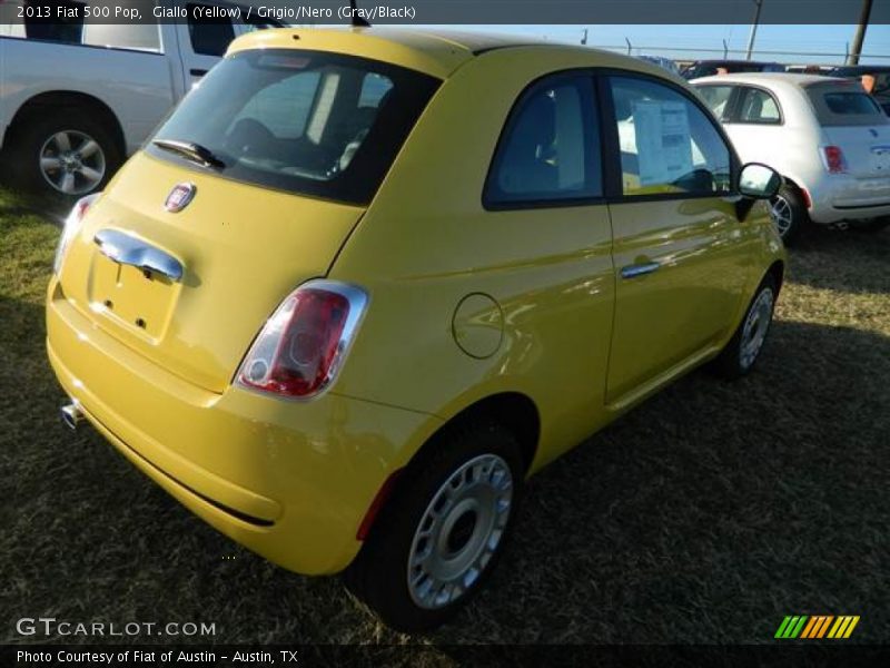 Giallo (Yellow) / Grigio/Nero (Gray/Black) 2013 Fiat 500 Pop