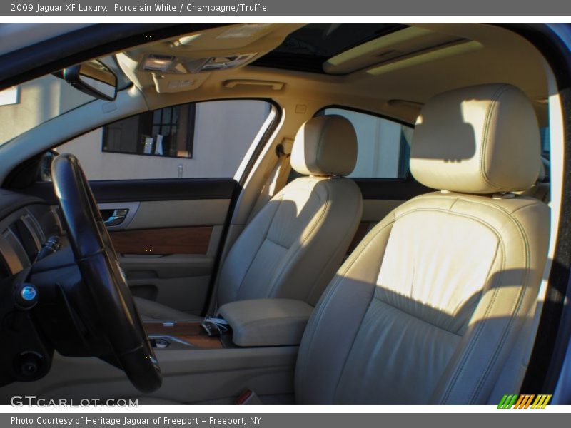 Porcelain White / Champagne/Truffle 2009 Jaguar XF Luxury