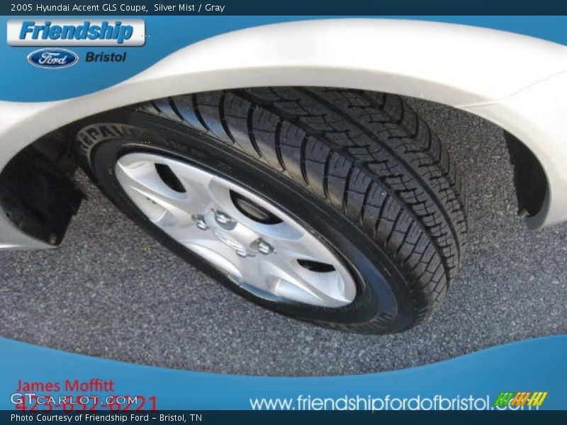 Silver Mist / Gray 2005 Hyundai Accent GLS Coupe
