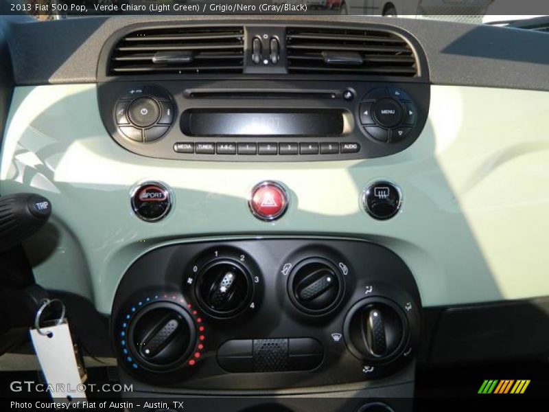 Verde Chiaro (Light Green) / Grigio/Nero (Gray/Black) 2013 Fiat 500 Pop