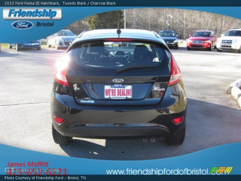 Tuxedo Black / Charcoal Black 2013 Ford Fiesta SE Hatchback